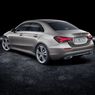 Mercedes Klasy A Sedan wjeżdża do polskich salonów. Ile trzeba za niego zapłacić?