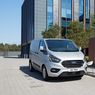 Hybrydowy Ford Transit Custom przejedzie do 50 km na prądzie. Pierwszy taki model w klasie