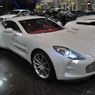 Biały Aston Martin One-77 na sprzedaż
