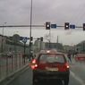 Kierowca BMW o włos od pieszych