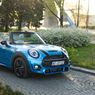 Mini Cabrio Cooper S nie ma sensu, ale to nie powstrzyma mnie przed polecaniem go każdemu