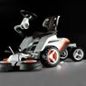 Husqvarna Panthera Leo - zielono i z trawką w tle