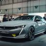 Koncepcyjny Peugeot 508 w wersji hybrydowej. Połączenie emocji i ekologii