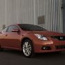 Nissan wycofa z oferty model Altima Coupé