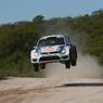 Andreas Mikkelsen uczy, jak skakać na hopkach