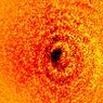 Tak wygląda cień atomu - uchwycony na fotografii pod mikroskopem