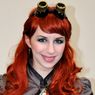 Dziwne maszyny, komputery na parę, gorsety. Steampunk wchodzi na salony