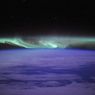 Zorza z profilu, czyli astronauta fotografuje