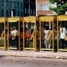 Drogi Orange’u! Zamiast likwidować budki telefoniczne, zrób z nimi coś pożytecznego!