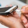 Telefon długo się ładuje? Nie zmieniaj baterii, tylko ładowarkę