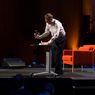 Bill Gates wypuścił chmarę komarów na konferencji TED