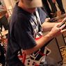 Kontroler Guitar Hero prawdziwym instrumentem?