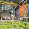 Sterylne neutrino ratuje Wszechświat