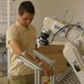 Robot pogłębia wiedzę o bólu, bijąc ludzi i sprawdzając, czy płaczą
