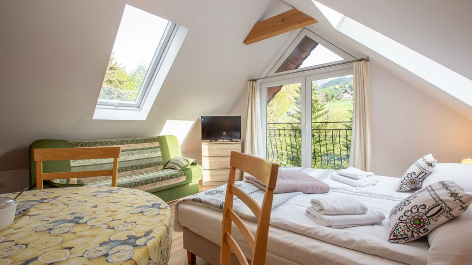 キースレイノルズ　Lumina Cove 846/850 Willa Limba Kościelisko/Zakopane - Nocowanie.pl