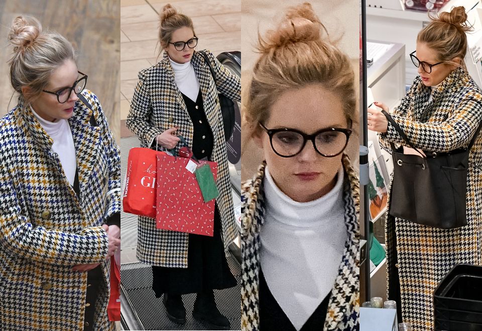 2Olga Kalicka i jej wielki brzuch buszują po galerii handlowej