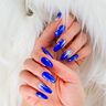 Paznokcie na święta 2020. Najpiękniejsze pomysły na świąteczny manicure! [6 topowych inspiracji]