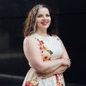 Już wiemy, jakie sukienki na wesele dla puszystych będą modne w 2024. To ideał dla figury plus size