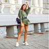 Kolorowe i klasyczne sneakersy, czyli najmodniejsze buty sportowe na wiosnę 2021!