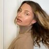 Kozaki z gumy? Julia Wieniawa nosi model za 229 zł, który błyskawicznie znika z półek