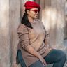 Stylizacje plus size na jesień i zimę 2021/2022 - najważniejsze trendy w modzie dla puszystych
