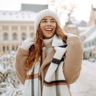 Najcieplejsze kurtki zimowe damskie – TOP 3 modele, które ogrzeją Cię jak kołderka [RANKING]
