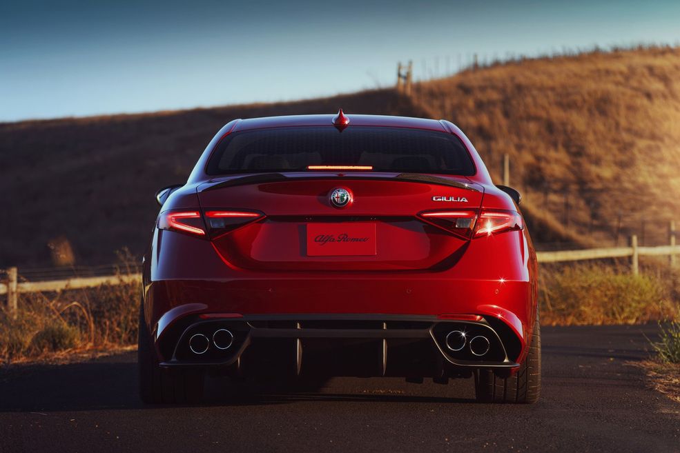 Alfa Romeo Giulia Quadrifoglio na nowych zdjęciach