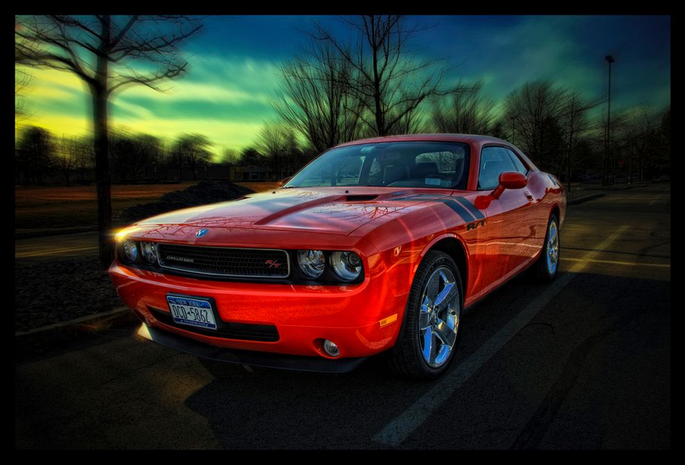 Samochody w HDR Dodge Challenger, fot. na lic. CC; Flickr.com/by 3i's