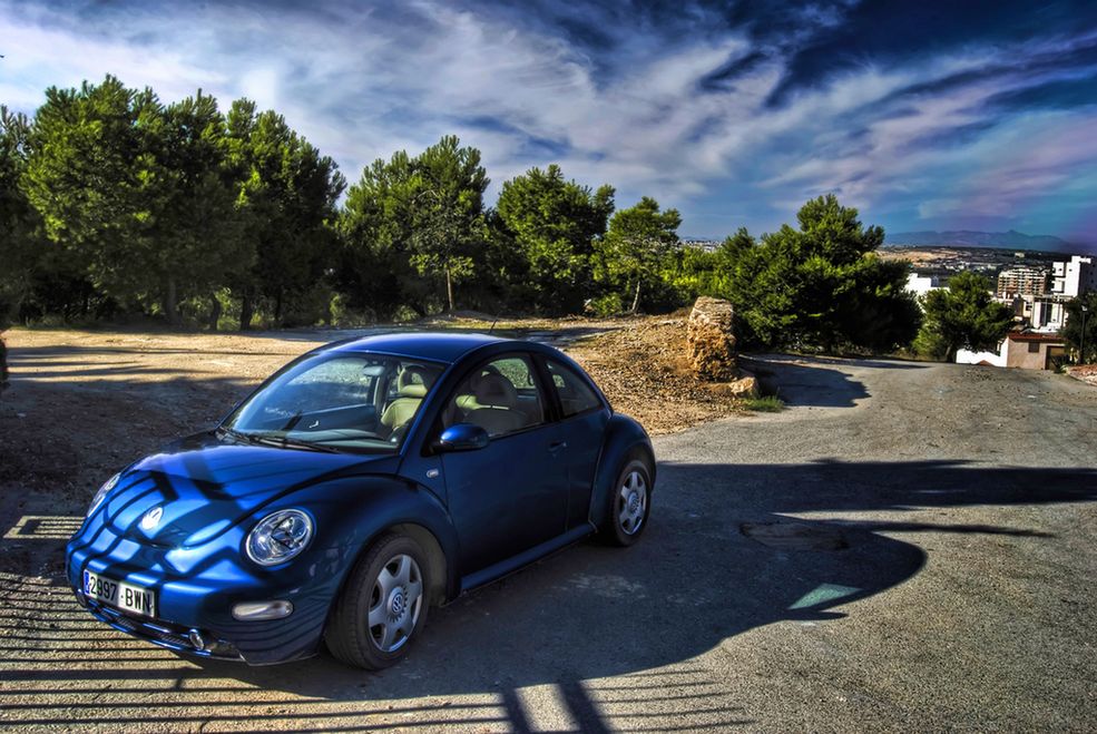 Samochody w HDR Volkswagen New Beetle, fot. na lic. CC; Flickr.com/by palm z