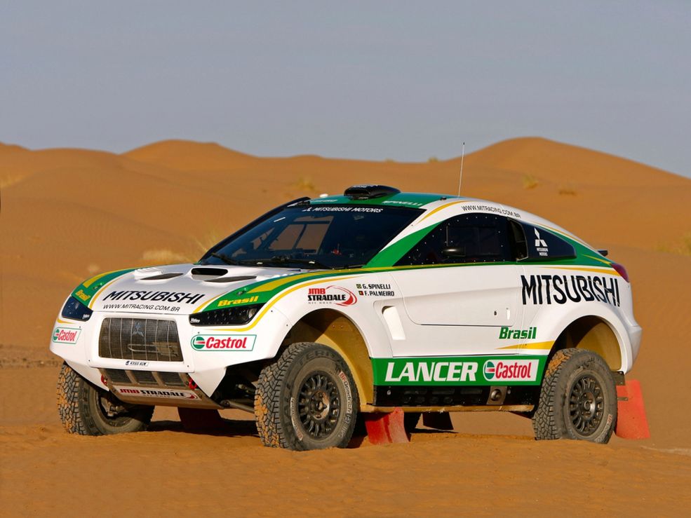 Samochody rajdu Dakar Mitsubishi Racing Lancer