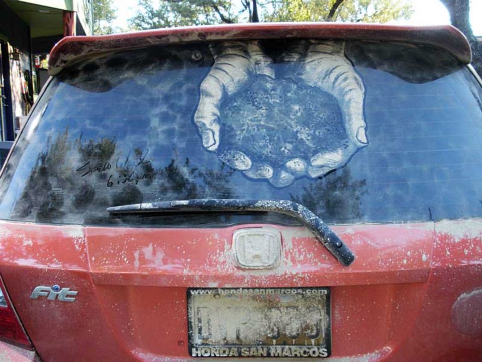 Dzieła sztuki na samochodach Honda Fit
