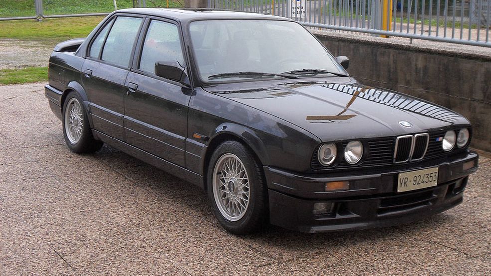 BMW Serii 3 E30 dane techniczne, spalanie, opinie, cena