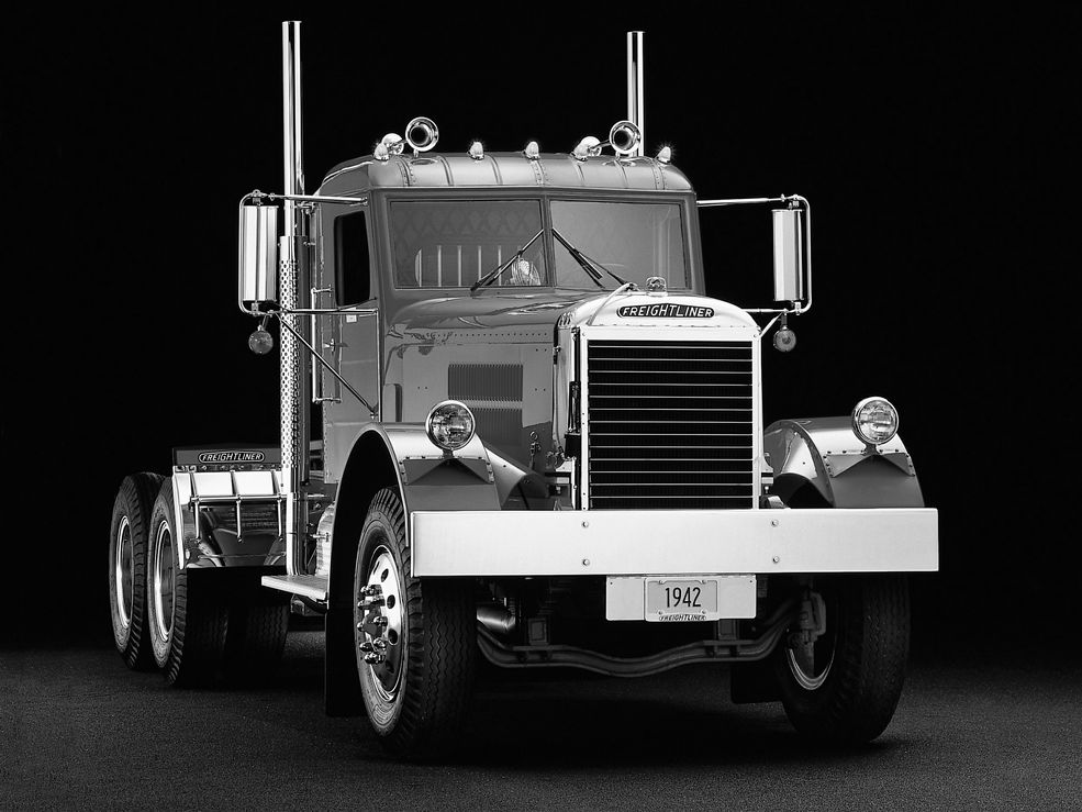 1942 Freightliner Conventional
