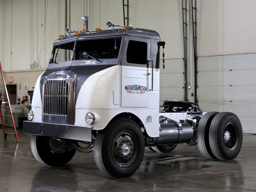 1947 Freightliner 600