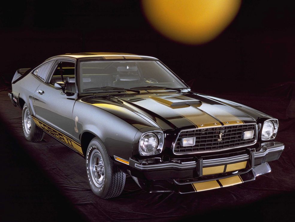1975 Ford Mustang Cobra (fot. v10.pl)