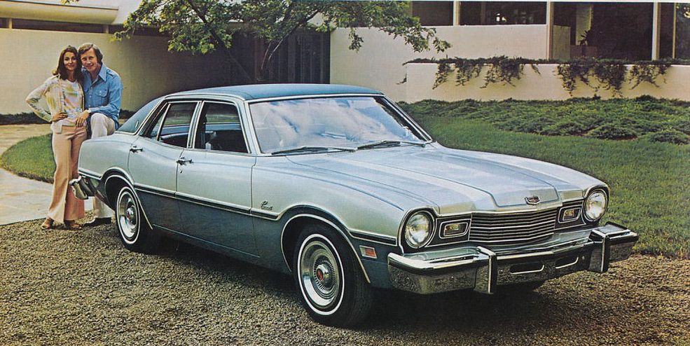 1976 Mercury Comet (fot. oldcarbrochure.org)