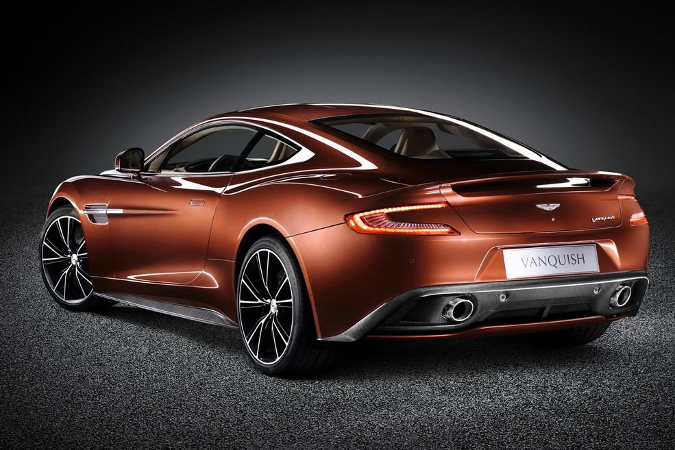 2013 Aston Martin Vanquish (3)