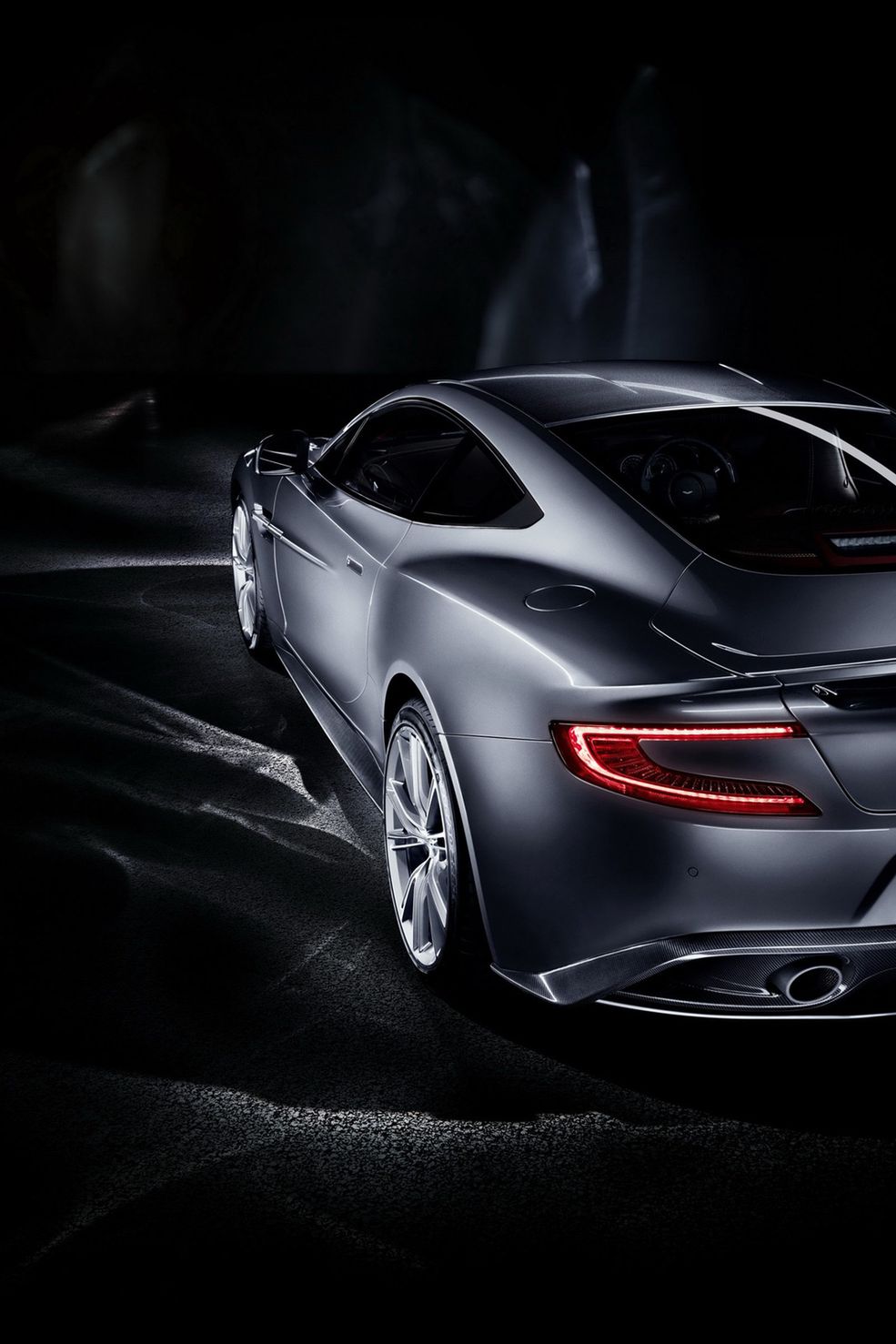 2013 Aston Martin Vanquish (4)