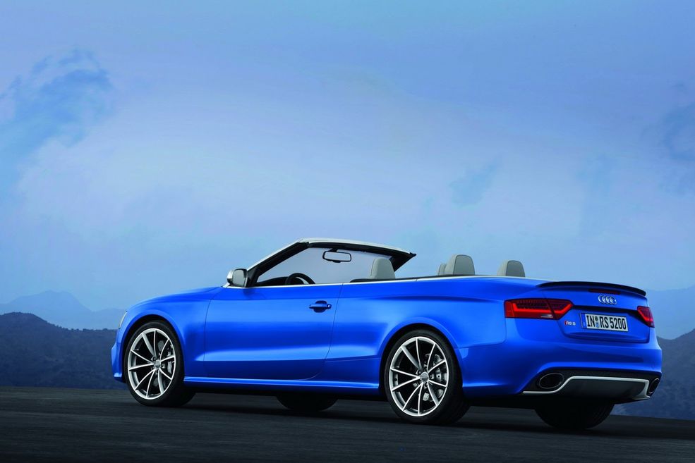2013 Audi RS5 Cabriolet-24