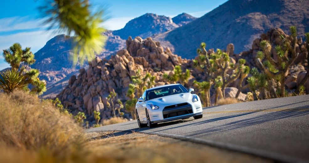 2013 Nissan GT-R-10