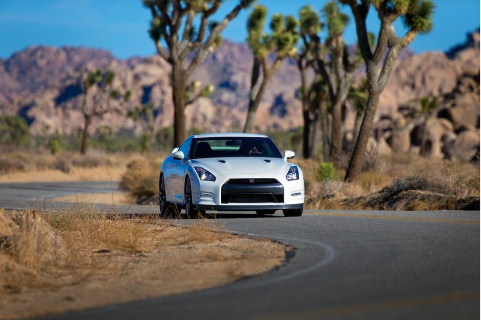 2013 Nissan GT-R-20