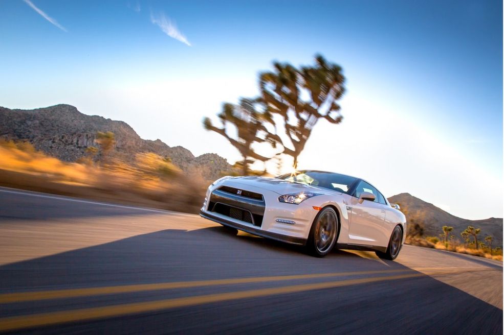 2013 Nissan GT-R-7