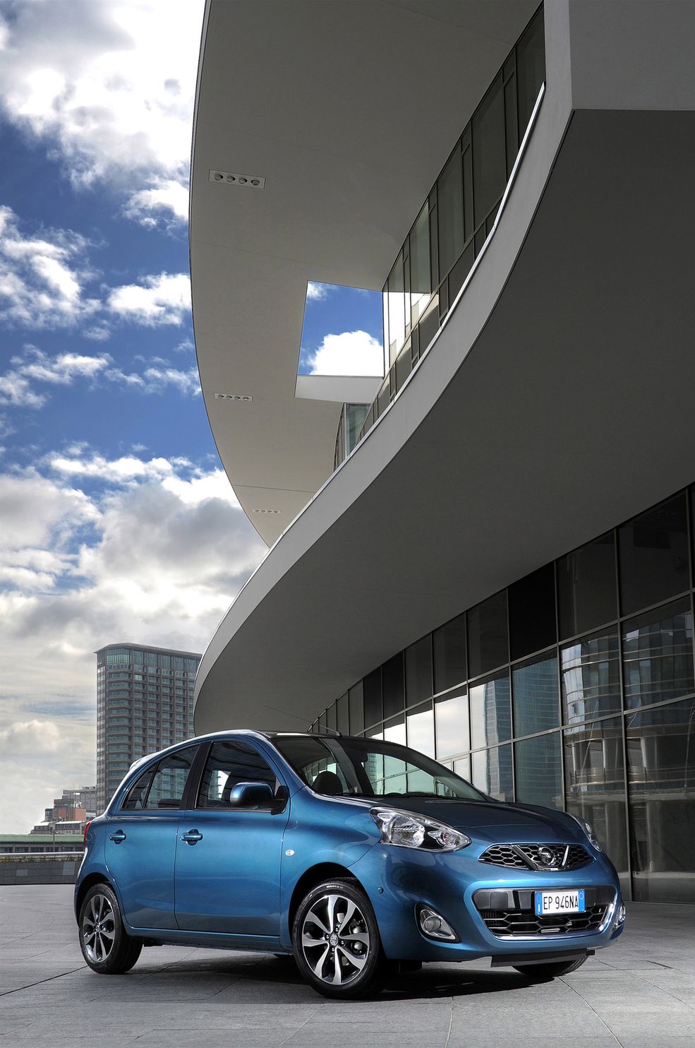 2013 Nissan Micra (2)