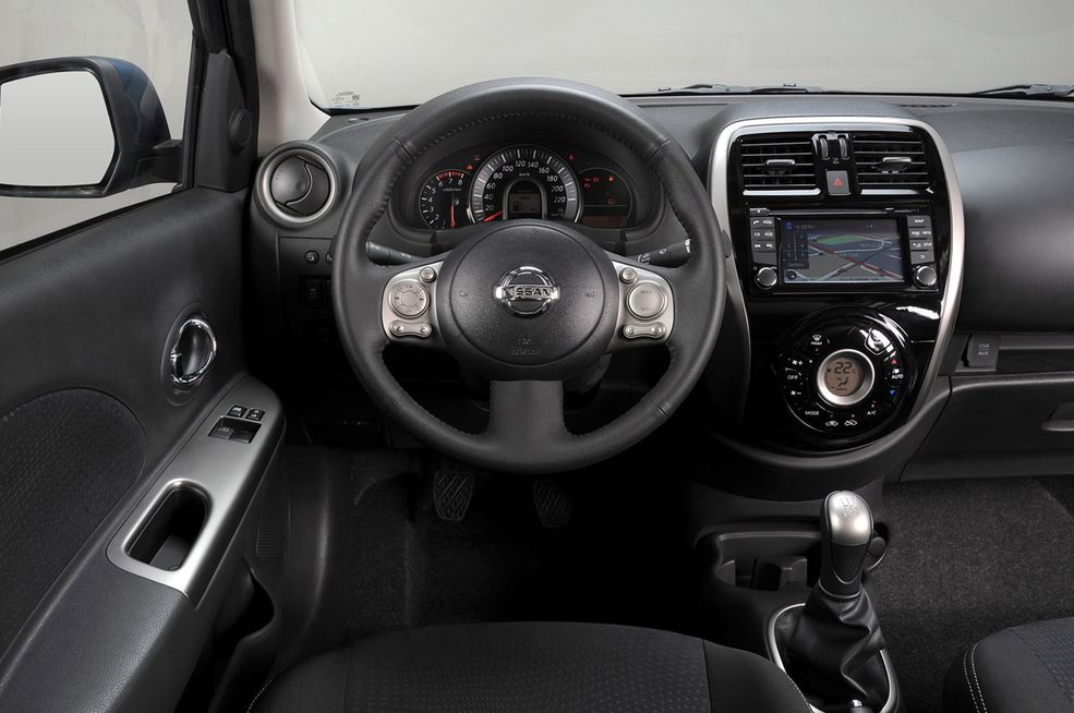 2013 Nissan Micra (22)