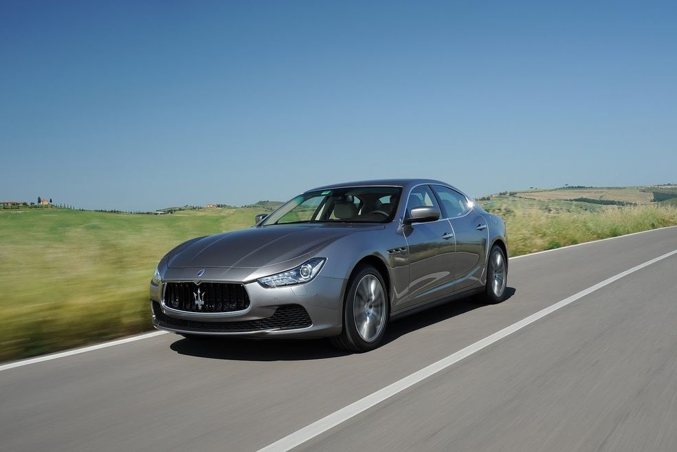 2014-Maserati-Ghibli-1