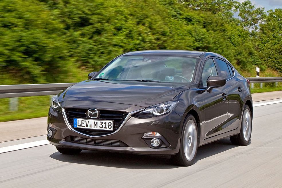 2014 Mazda3 Sedan (10)