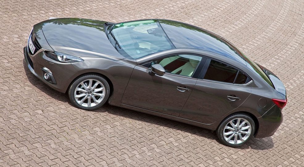 2014 Mazda3 Sedan (15)