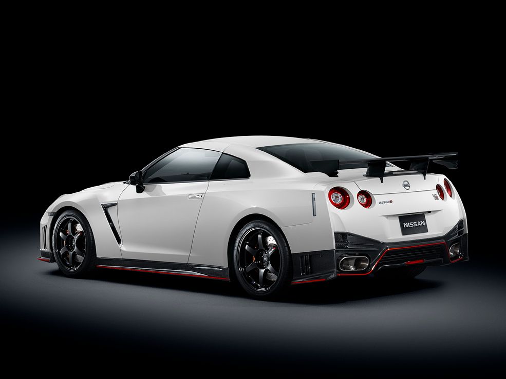 2014 Nismo Nissan GT-R (R35)