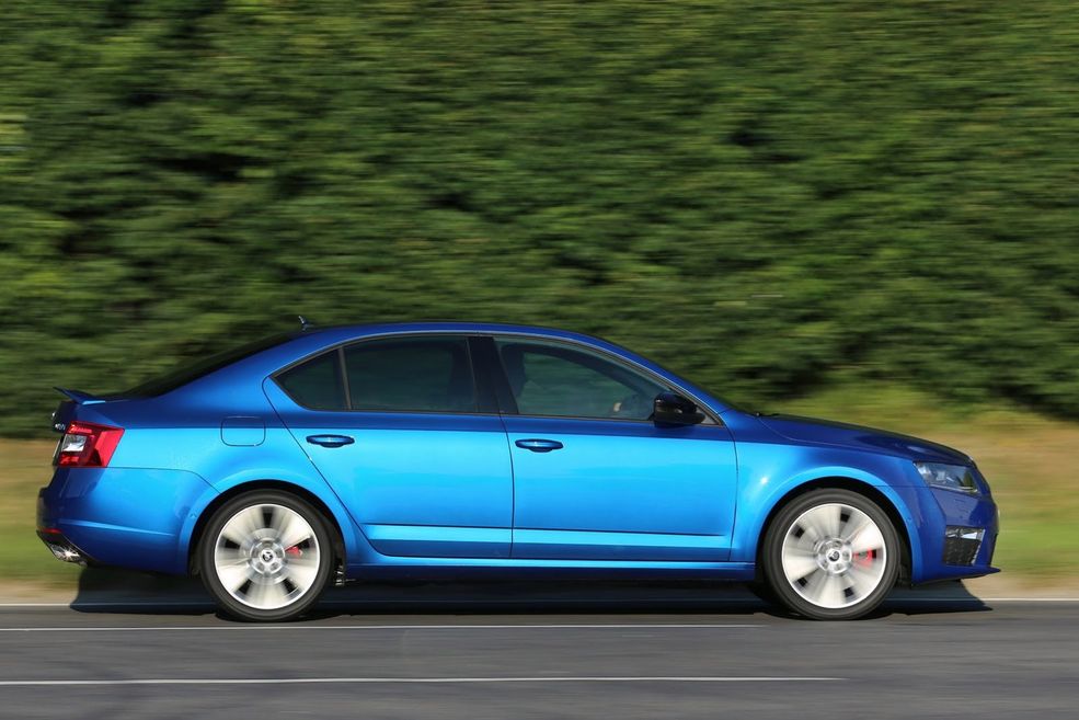 2014 Skoda Octavia RS (16)