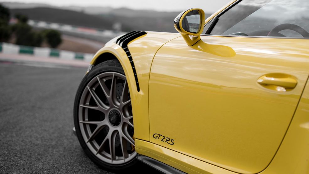 Porsche 911 GT2 RS (2017)